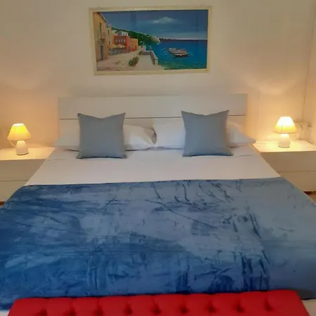 Dei Fiori, Vicino Di Punta Pizzo Villa