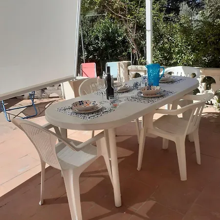 Dei Fiori, Vicino Di Punta Pizzo Villa