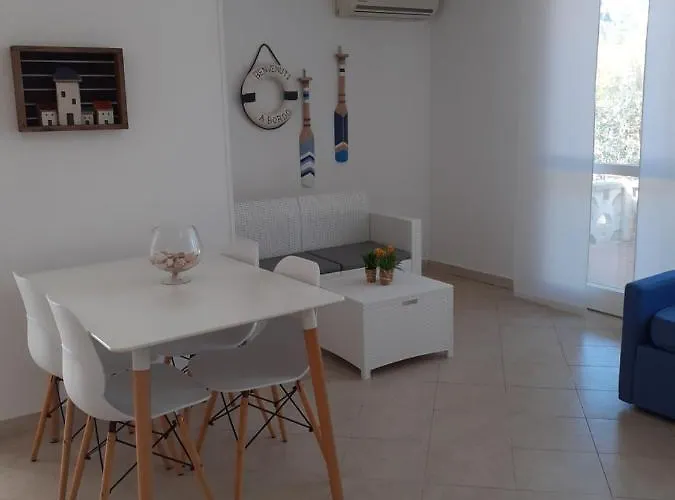 Dei Fiori, Vicino Di Punta Pizzo Villa