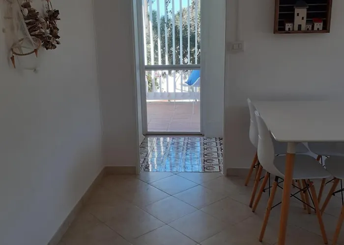 Dei Fiori, Vicino Di Punta Pizzo Villa