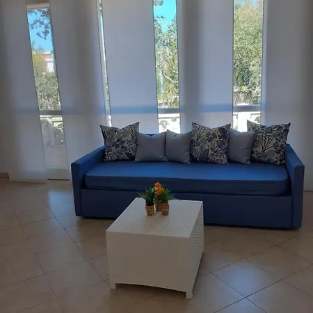 Dei Fiori, Vicino Di Punta Pizzo Галлиполи