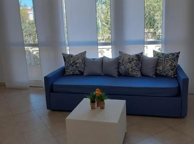 Dei Fiori, Vicino Di Punta Pizzo Gallipoli