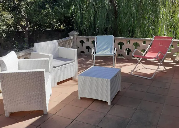 Villa Dei Fiori, Vicino Di Punta Pizzo